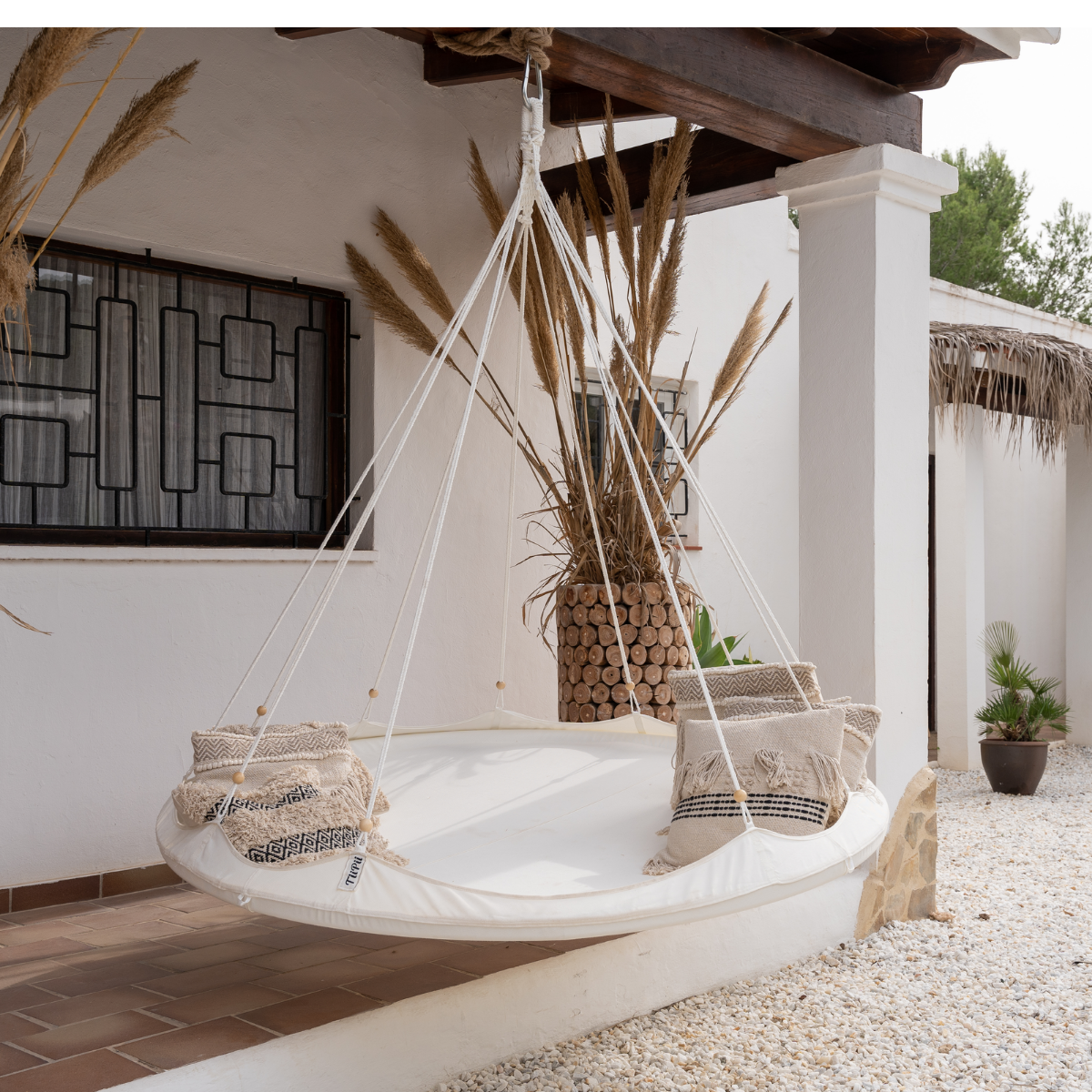 Indoor Daybed (Large) *Available in Sets only*
