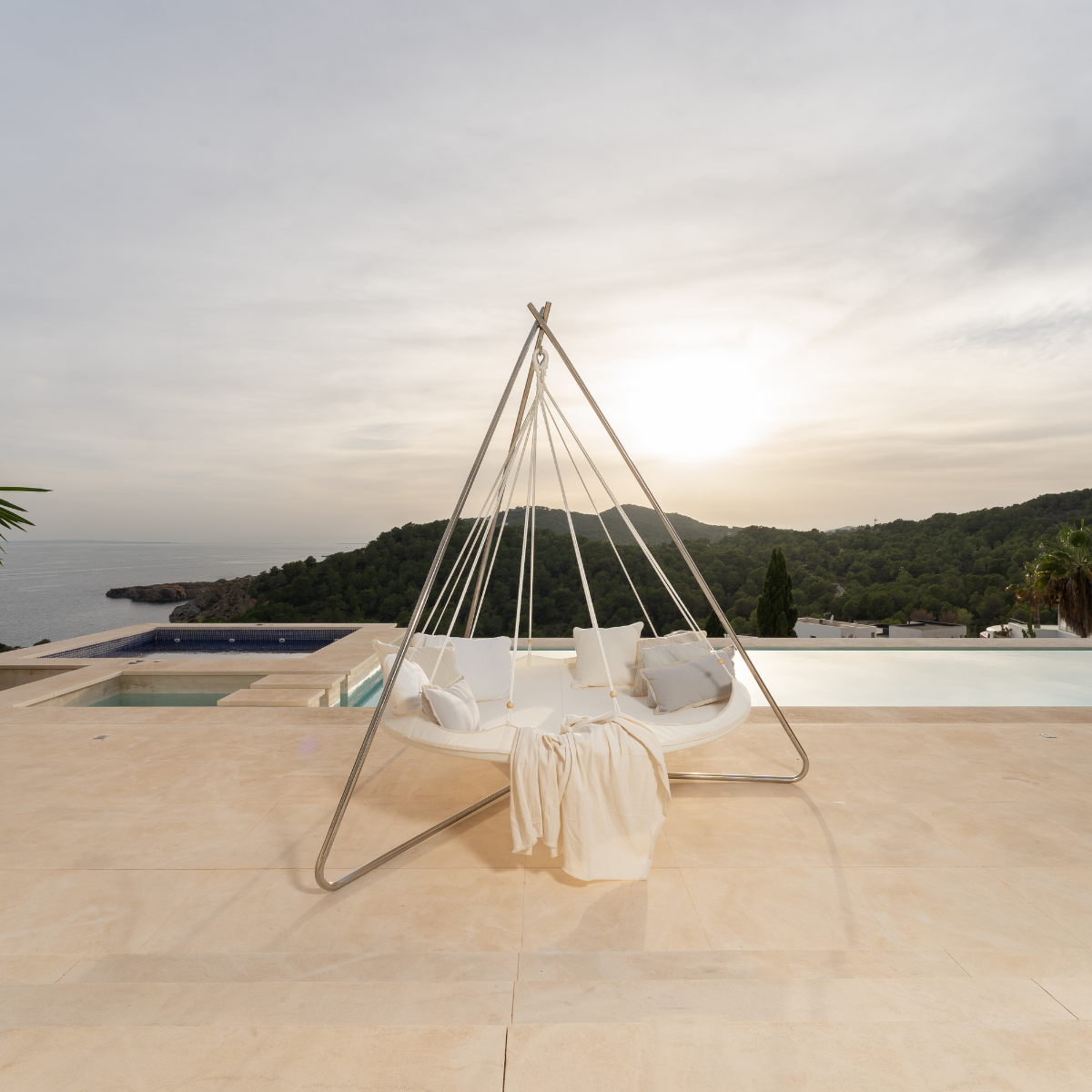 Outdoor TiiPii Bed Range