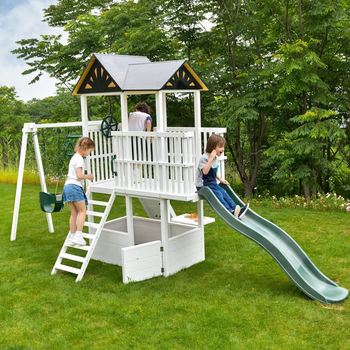 Avenlur Craftsman - Modern Backyard Outdoor Swing Set